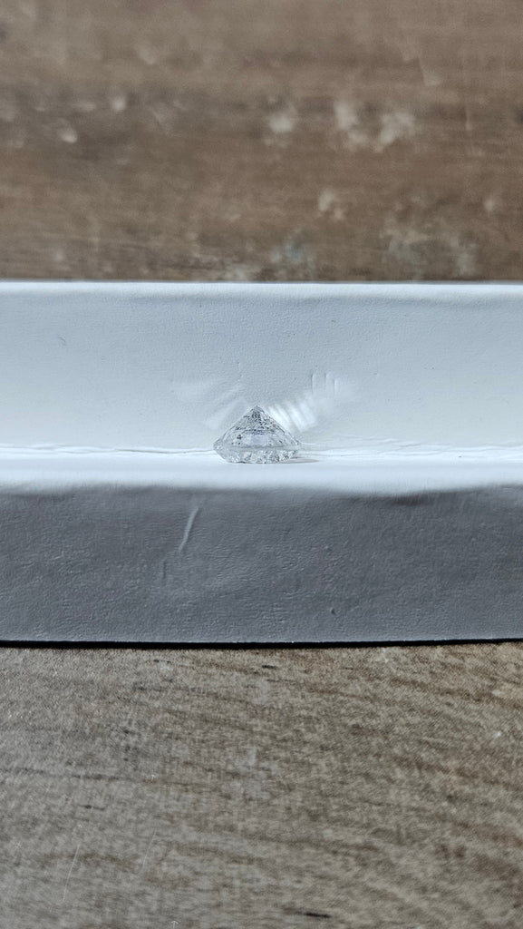 0.98 CT Natural Round Brilliant HI I2-I3