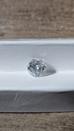 0.98 CT Natural Round Brilliant HI I2-I3