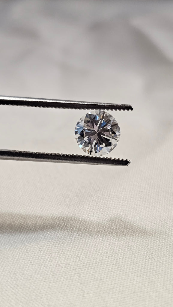 1.46 CT Natural Round Brilliant HI VS2