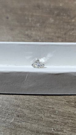 1.11 CT Natural Round Brilliant Grey Imperfect