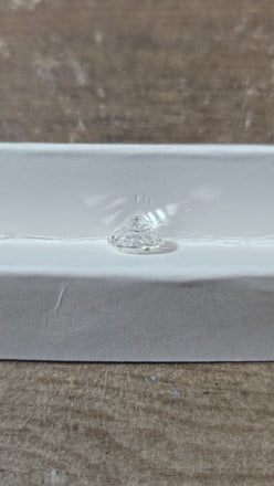 1.16 CT Natural Round Brilliant FG I2