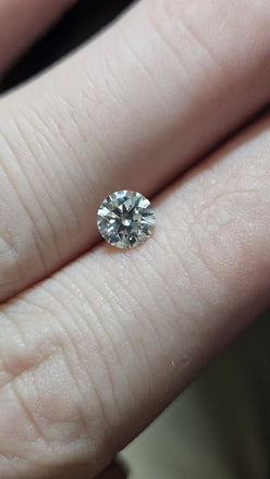 0.70 CT Natural Round Brilliant I VS1