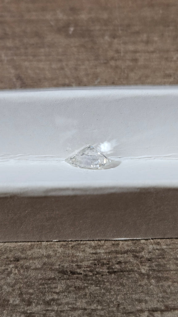 GIA 0.85 CT Natural Pear Cut I I1