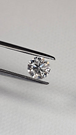 1.50 CT Natural Round Brilliant GH Imperfect