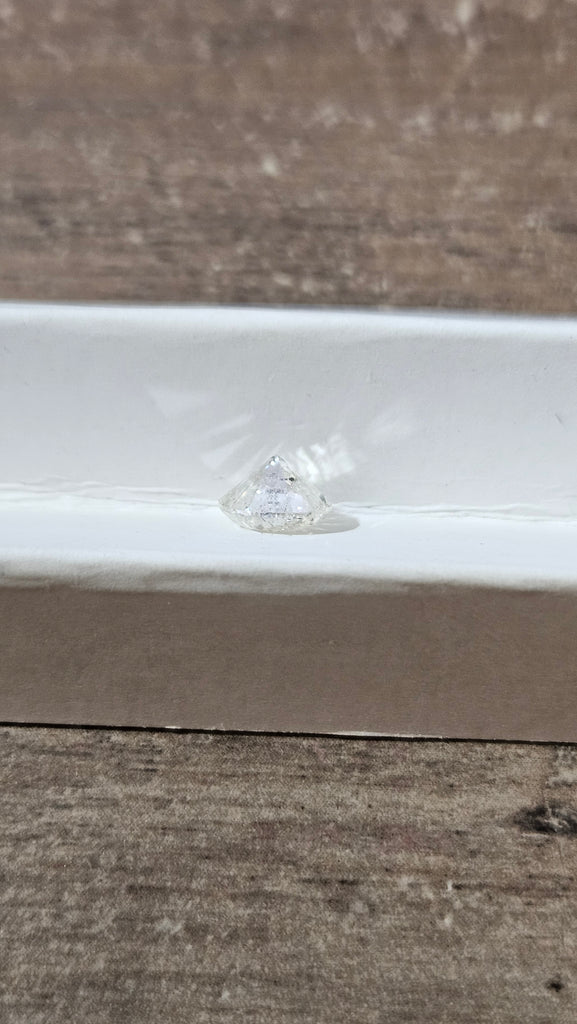 1.09 CT Natural Round Brilliant IJ Imperfect
