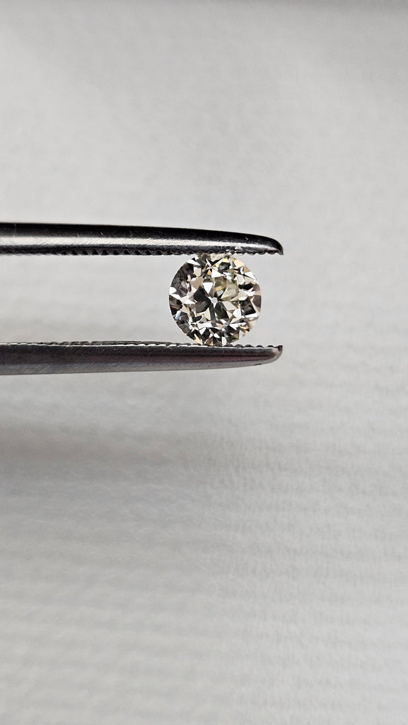 0.42 CT Natural Old European Cut L SI2