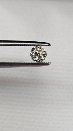 0.42 CT Natural Old European Cut L SI2