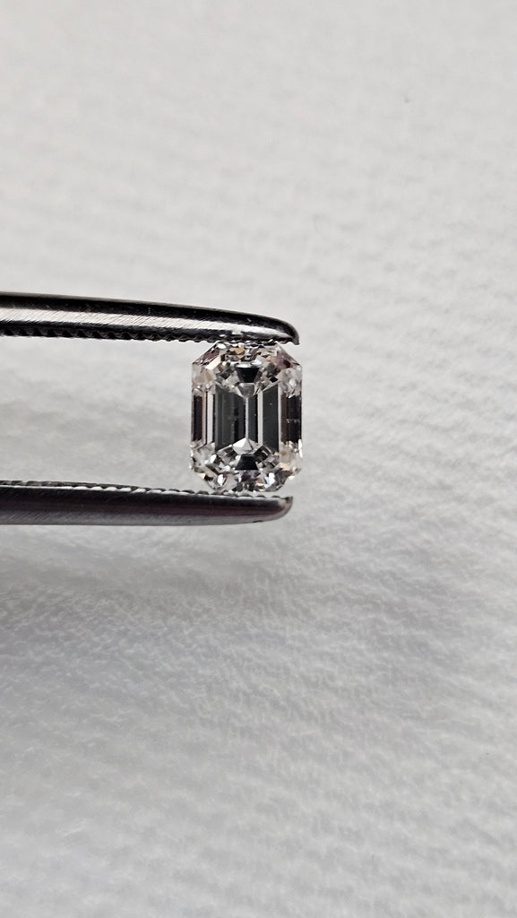 0.60 CT Natural Emerald Cut I SI1