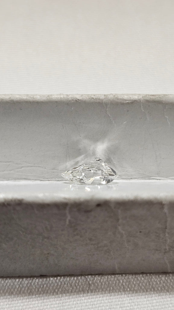 GIA 1.00 CT Natural Pear Shape E I1