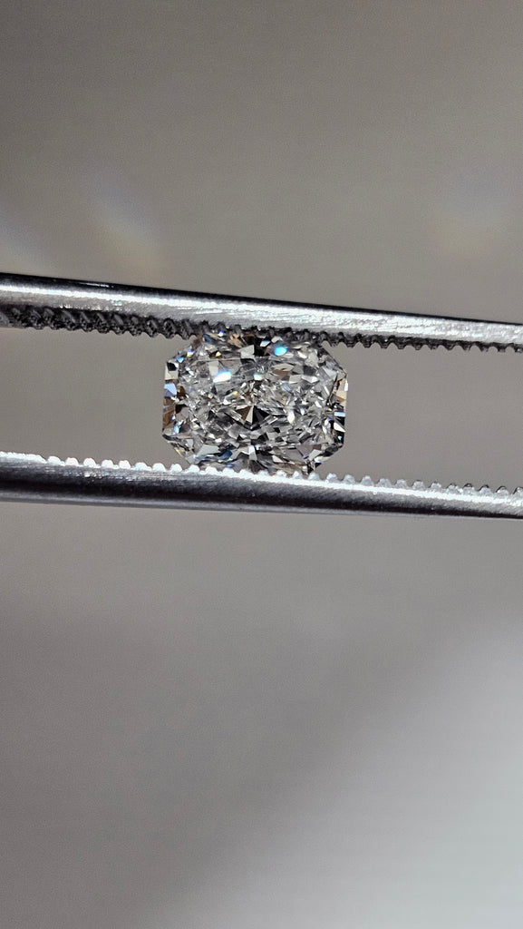 GIA 1.01 CT Natural Elongated Radiant F SI2
