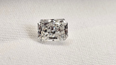 1.01 CT GIA Natural Radiant Cut Diamond G SI2