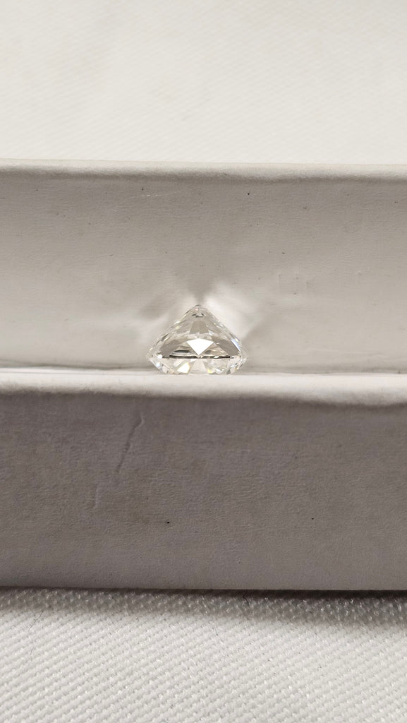 GIA 1.06 GIA Natural Cushion Cut H VVS2