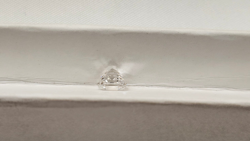 1.03 CT GIA Emerald Cut Natural Diamond H SI1