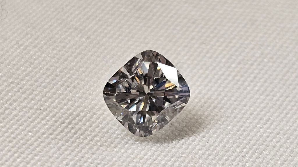 1.00 CT GIA Modified Leo Cushion Cut Natural Diamond G SI2