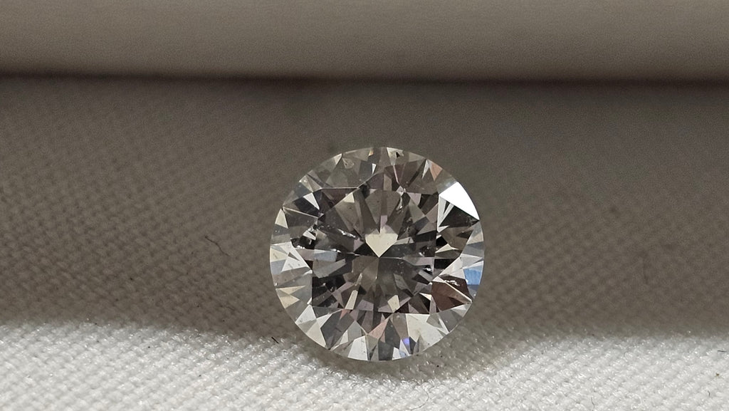 GIA 1.01 CT Natural Round Brilliant G SI2