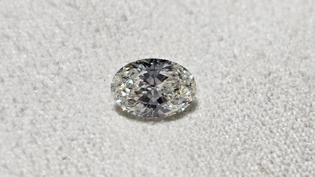 1.07 CT GIA Oval Cut Natural Diamond J SI2 XX