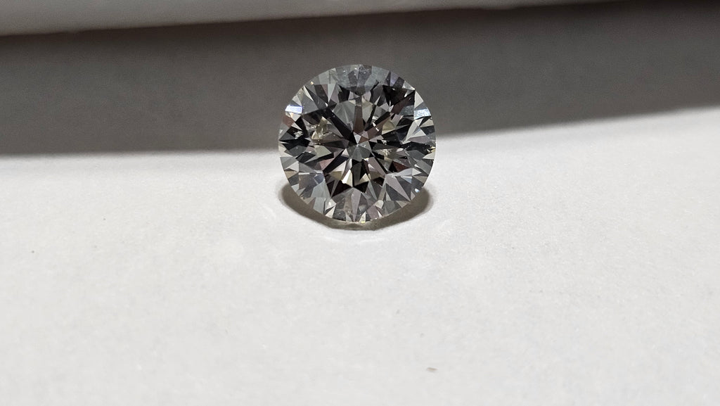 2.23 Ct Round Brilliant Natural Diamond M-N I1-I2