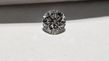 2.23 Ct Round Brilliant Natural Diamond M-N I1-I2