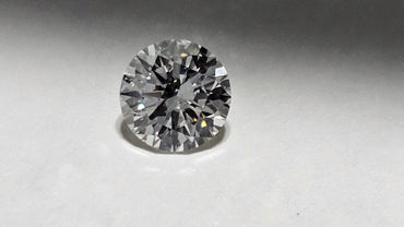 1.04 CT GIA Round Brilliant Natural Diamond H SI2 XX