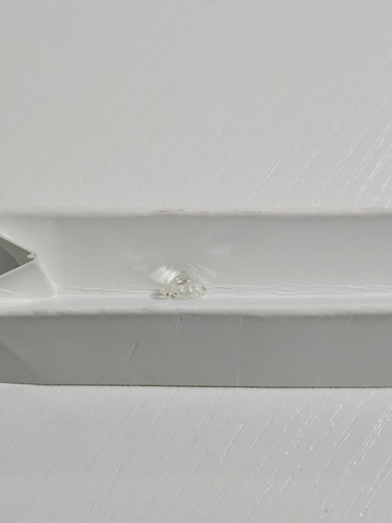 1.07 CT GIA Round Brilliant Natural Diamond J SI1