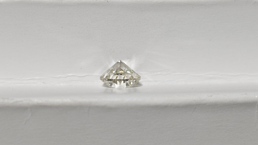 0.90 CT IGI Round Brilliant Natural Diamond I SI2