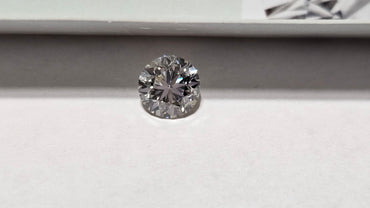 0.90 CT IGI Round Brilliant Natural Diamond I SI2