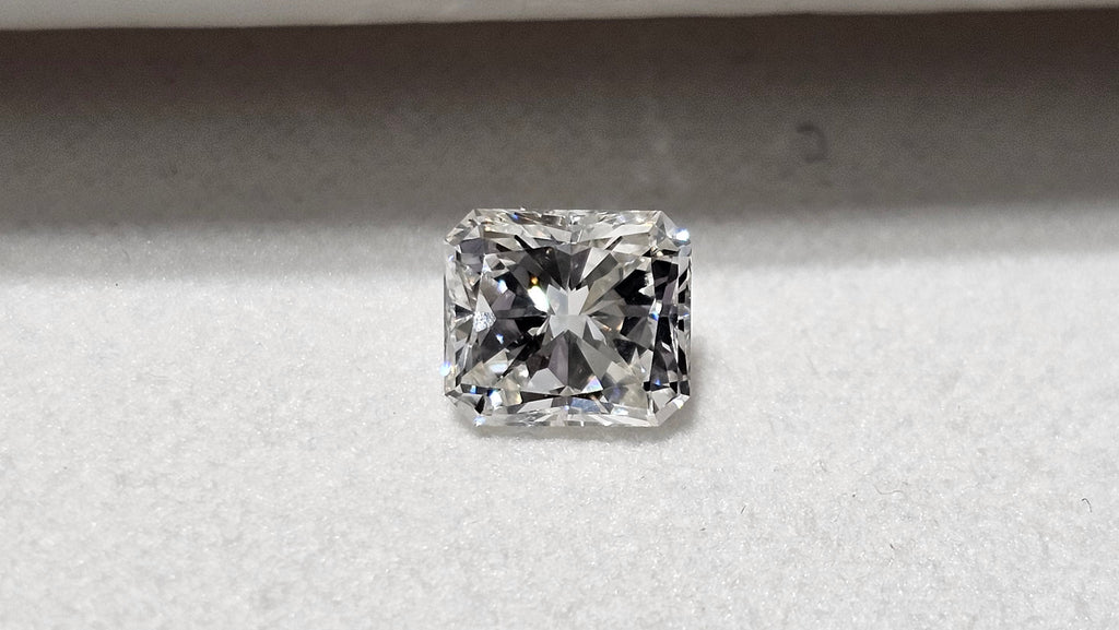 1.10 CT GIA Radiant Cut Natural Diamond H VS1