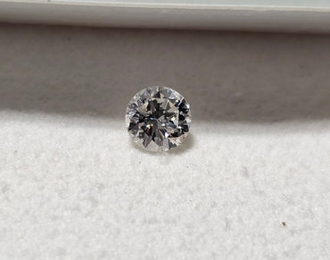 0.59 CT Round Brilliant Natural Diamond H-I SI2