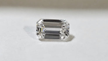 1.01 CT GIA Emerald Cut Natural Diamond E VS2