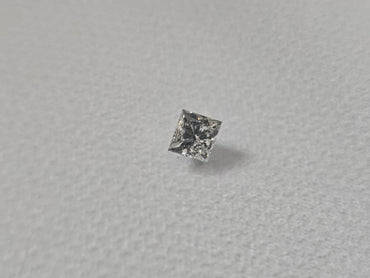 0.52 CT Princess Cut Natural Diamond I-J SI1-SI2