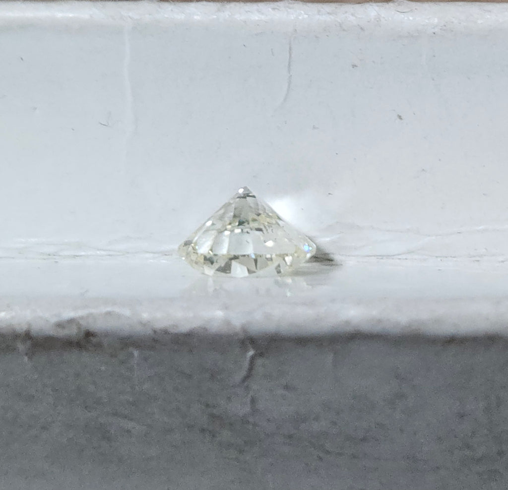1.03 CT Round Brilliant Natural Diamond K SI1