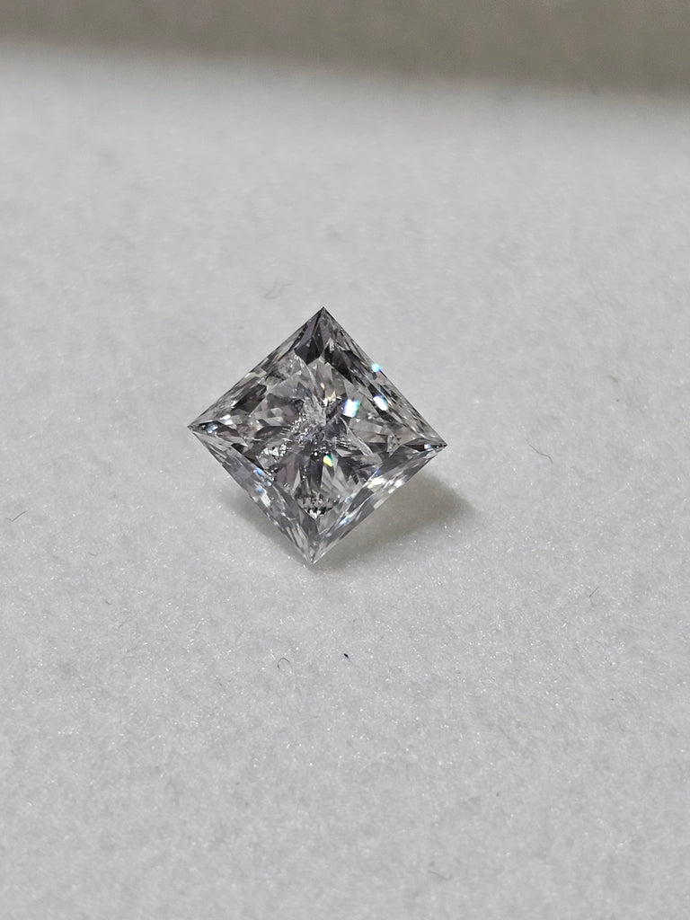 1.01 CT Princess Cut Natural Diamond F-G I2