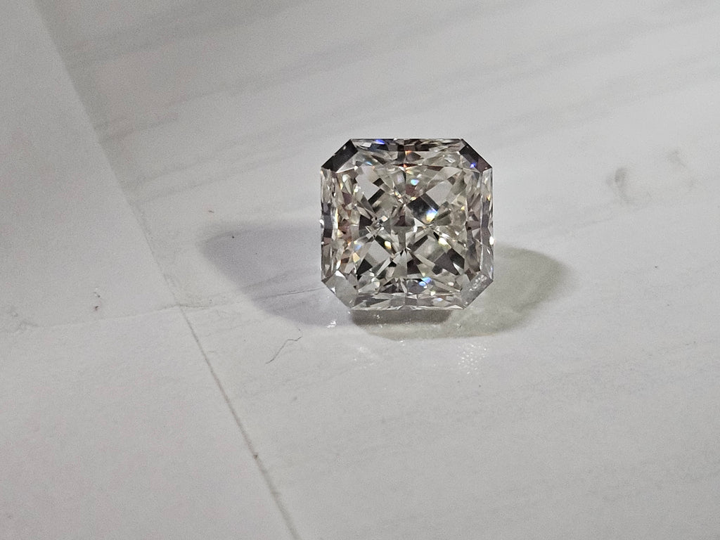 1.06 CT GIA Radiant Cut Natural Diamond J VS1