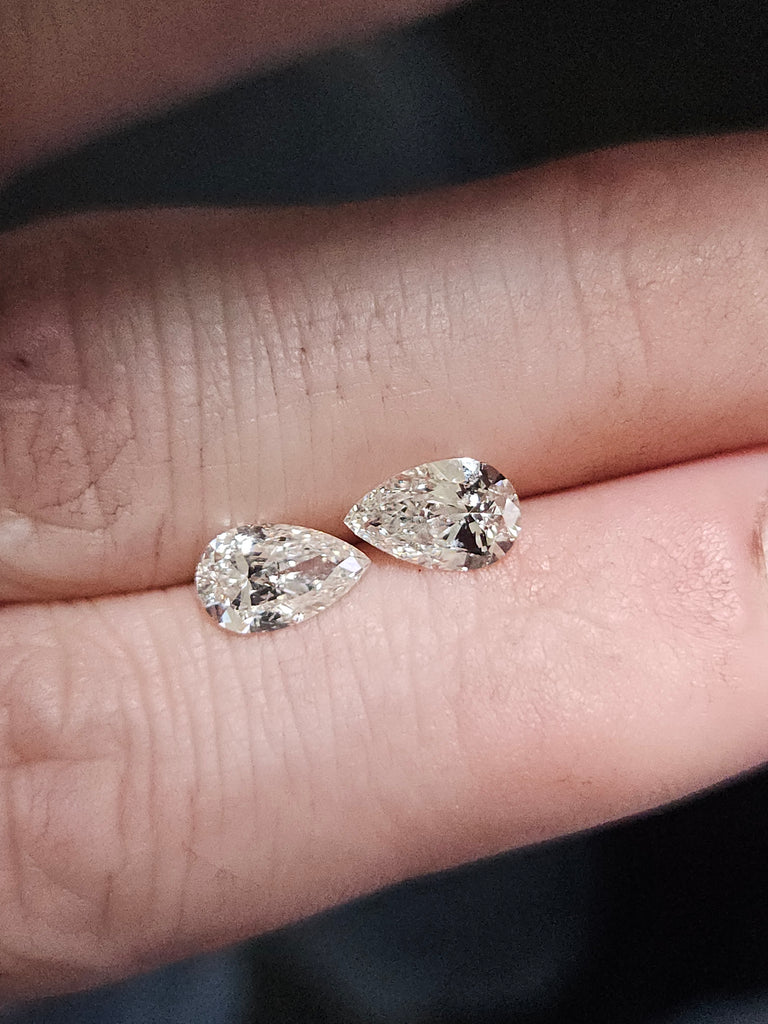 1.80 CTW IGI Pear Shaped Natural Diamond Match H-I SI2