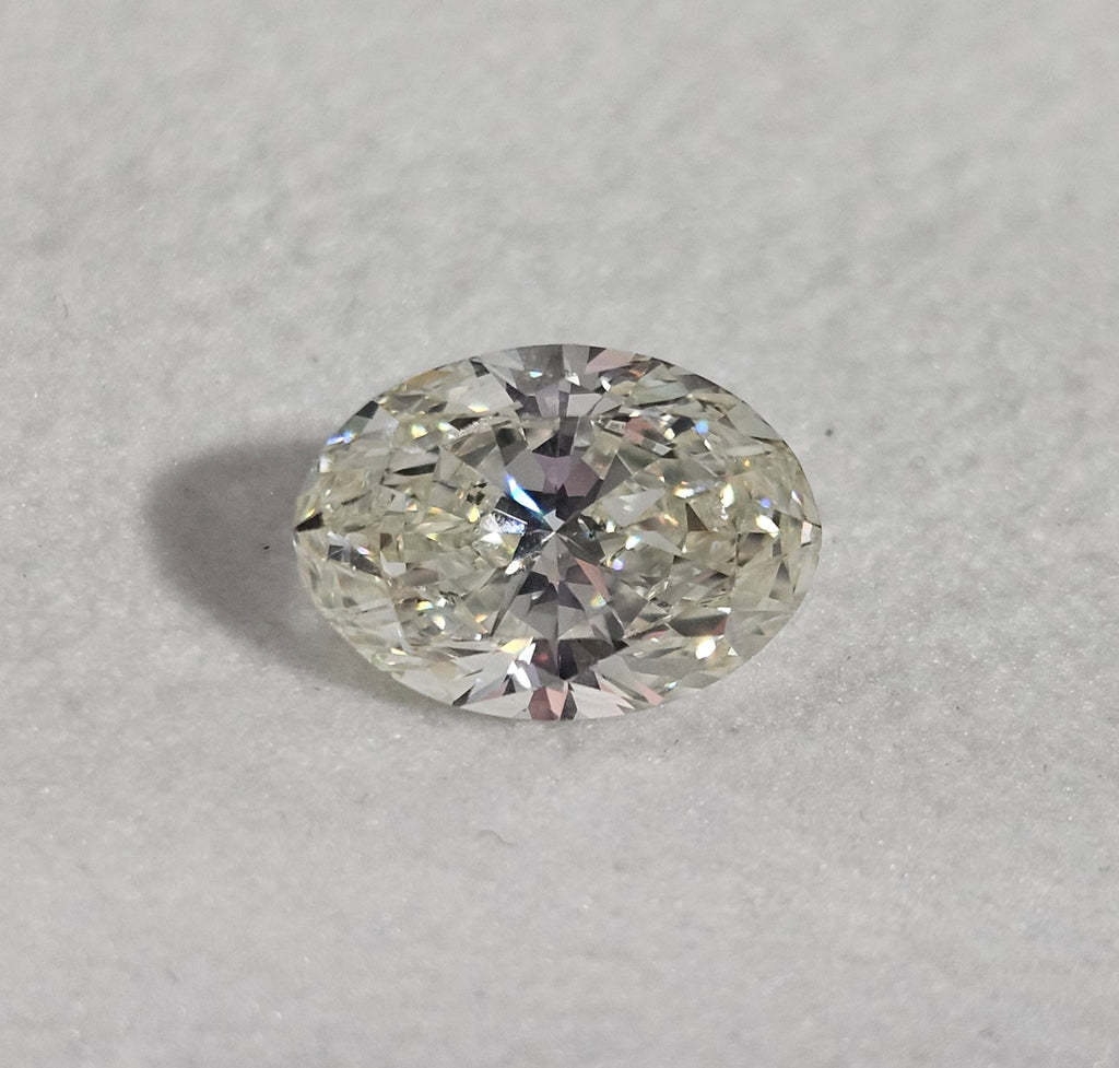 3.01 CT IGI Oval Brilliant Natural Diamond J VS2
