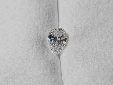 0.52 CT Pear Shape Natural Diamond G-H SI1