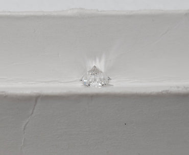 0.67 CT Round Brilliant Natural Diamond E-F VS2-SI1