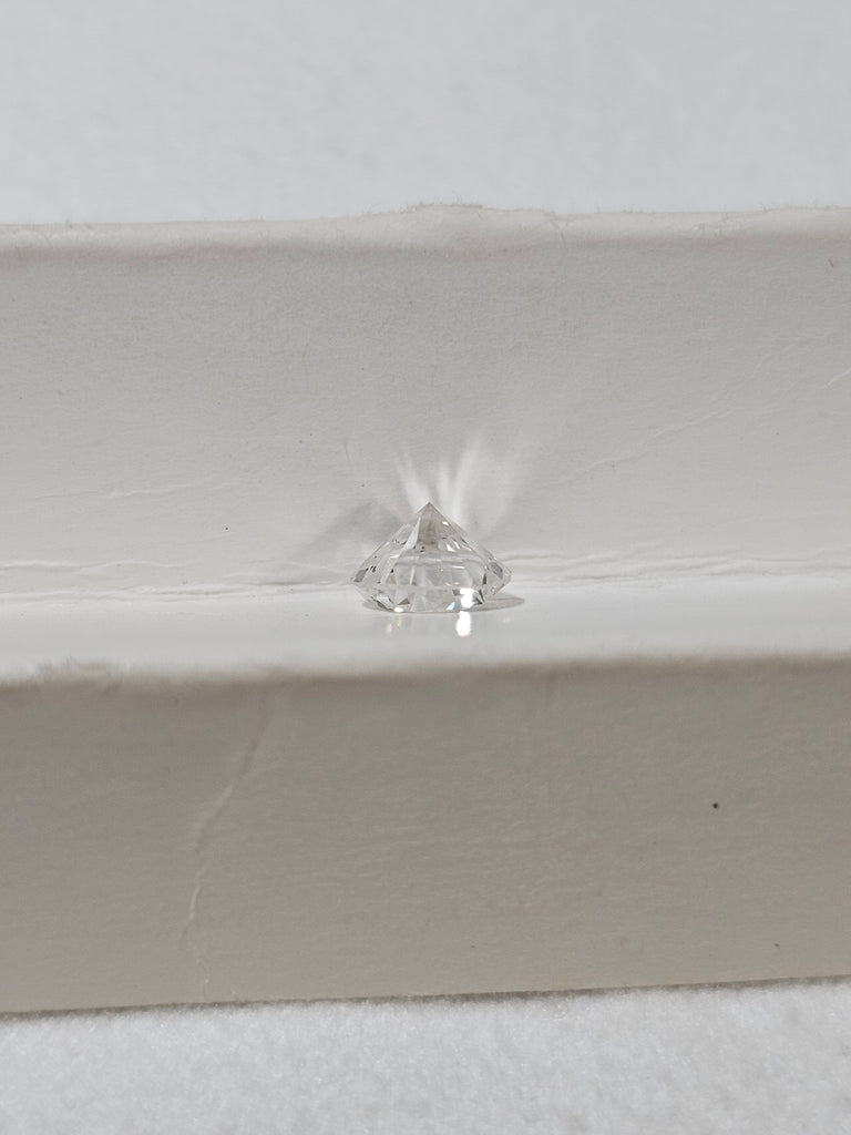 0.64 CT Round Brilliant Natural Diamond G-H I1