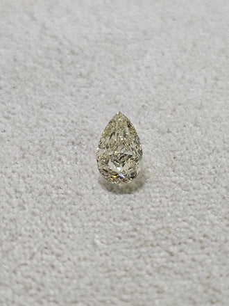 GIA 0.54 CT Natural Pear Brilliant WX Internally Flawless EX VG