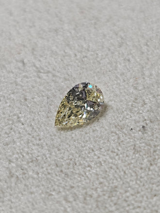 GIA 0.55 CT Natural Pear Brilliant WX Internally Flawless EX VG