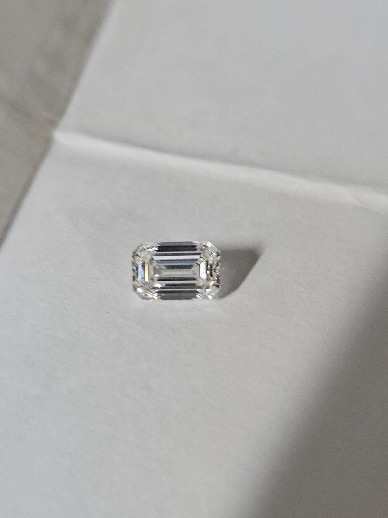 GIA 0.81 CT Natural Emerald Cut G VS2 EX VG