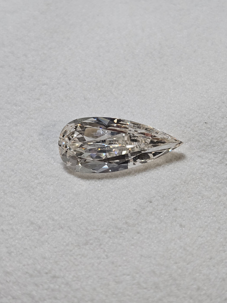 GIA 6.01 CT Natural Pear Modified Brilliant K VVS2 EX VG