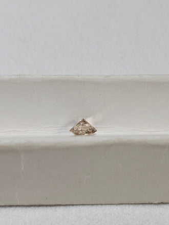 0.58 CT Natural Round Brilliant Brown I1