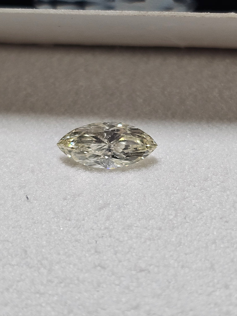 0.79 CT Natural Marquise Cut KL SI2