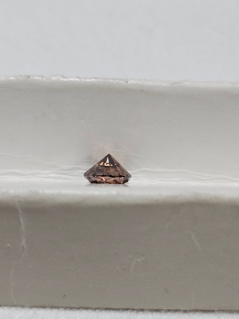 0.68 CT Natural Round Brilliant Cool-Brown I2