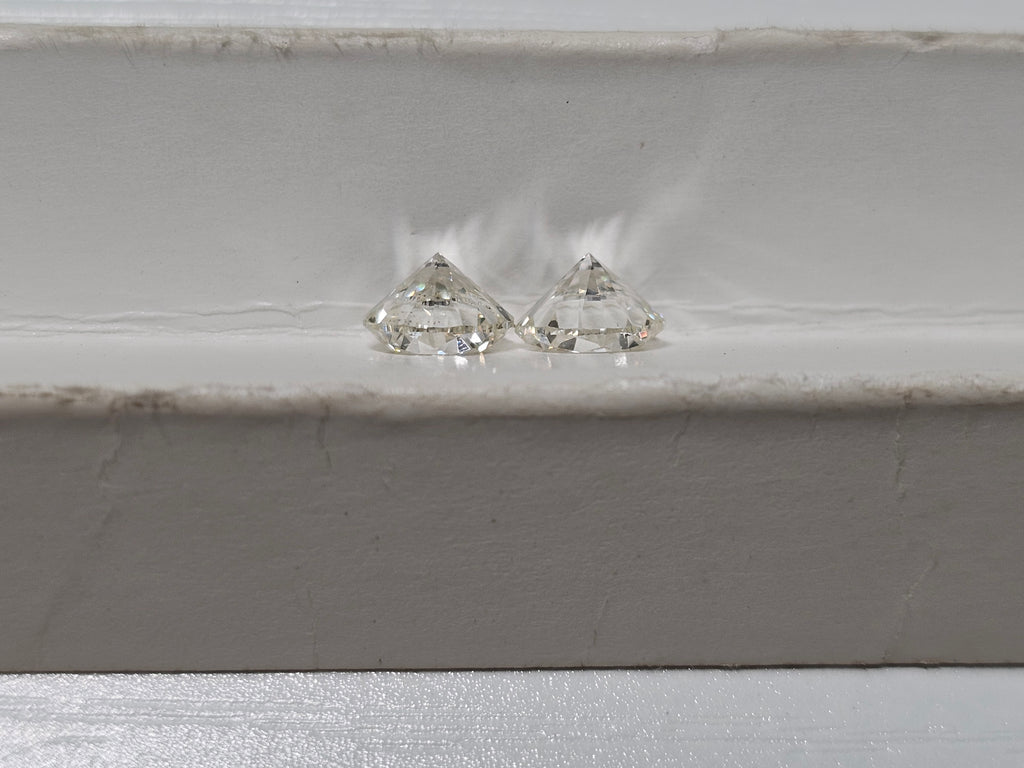 GIA 2.02 TCW Natural Round Brilliant Cut Match IJ SI1-SI2