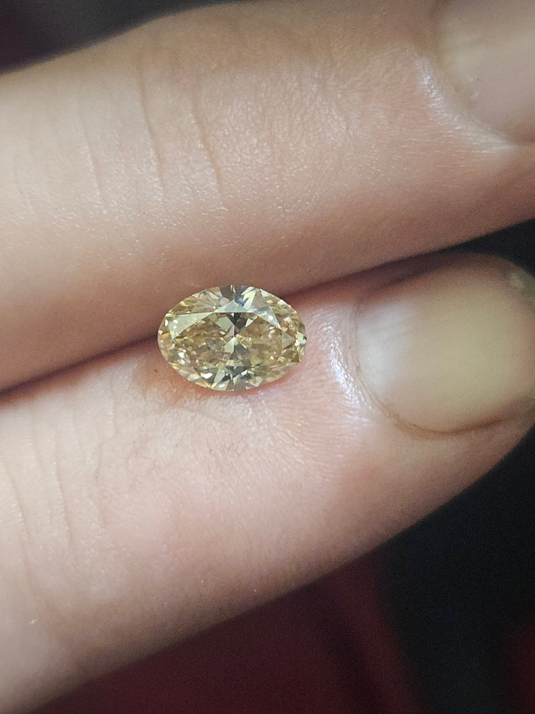1.02 CT Natural Fancy TLB Oval Cut SI2