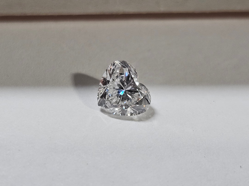 GIA 1.01 CT Natural Heart Brilliant E SI2 XX