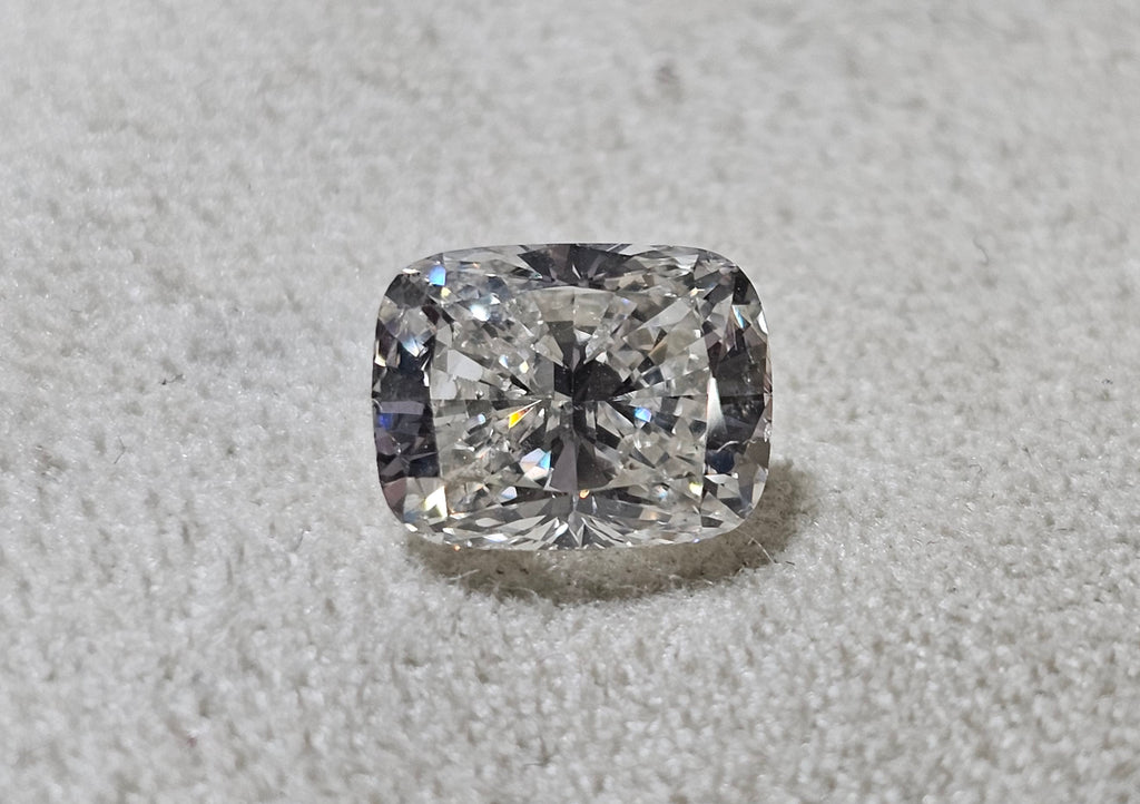 GIA 2.01 CT Natural Long Cushion K SI1
