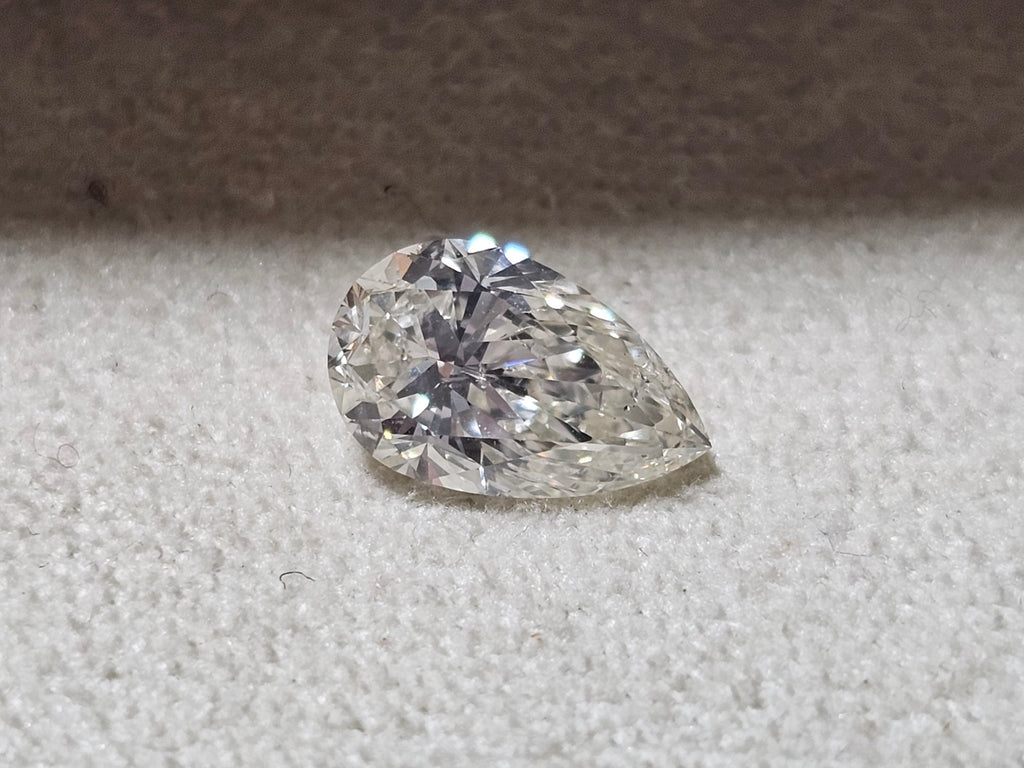 GIA 1.01 CT Natural Pear K SI2